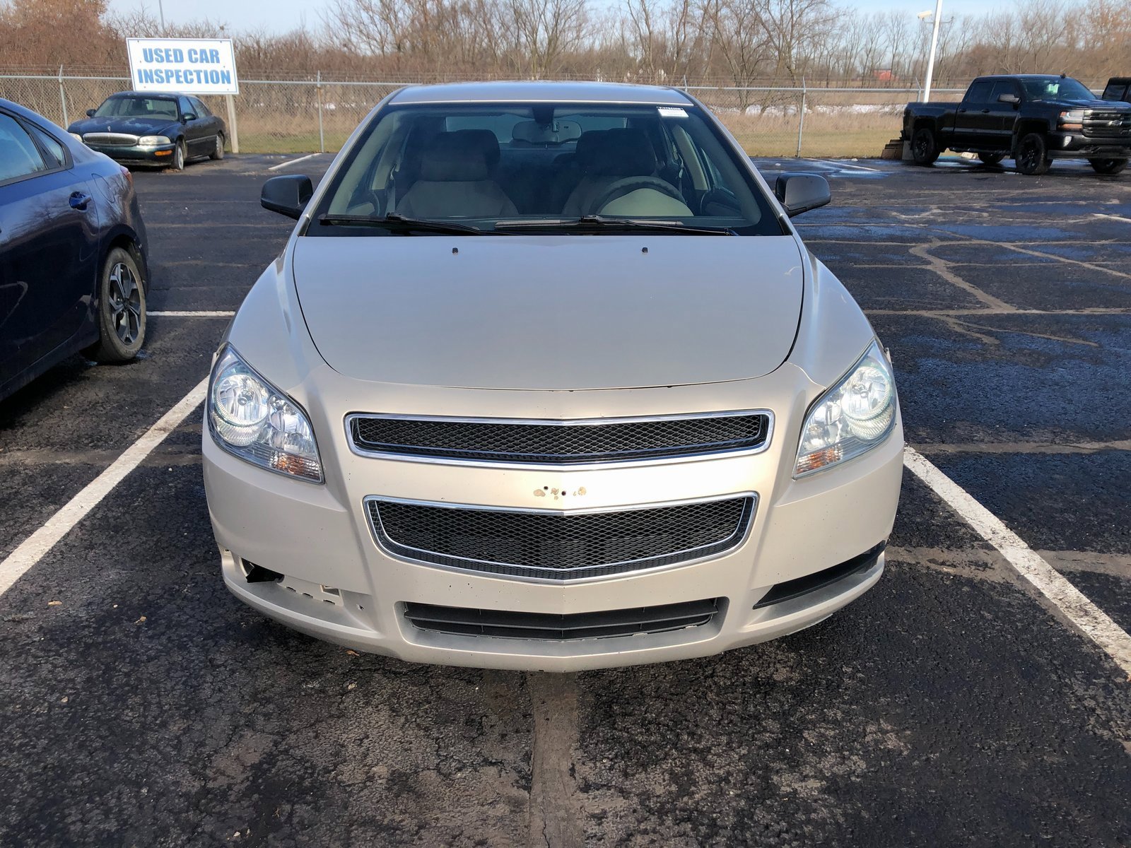 Used 2011 Chevrolet Malibu LS image 2