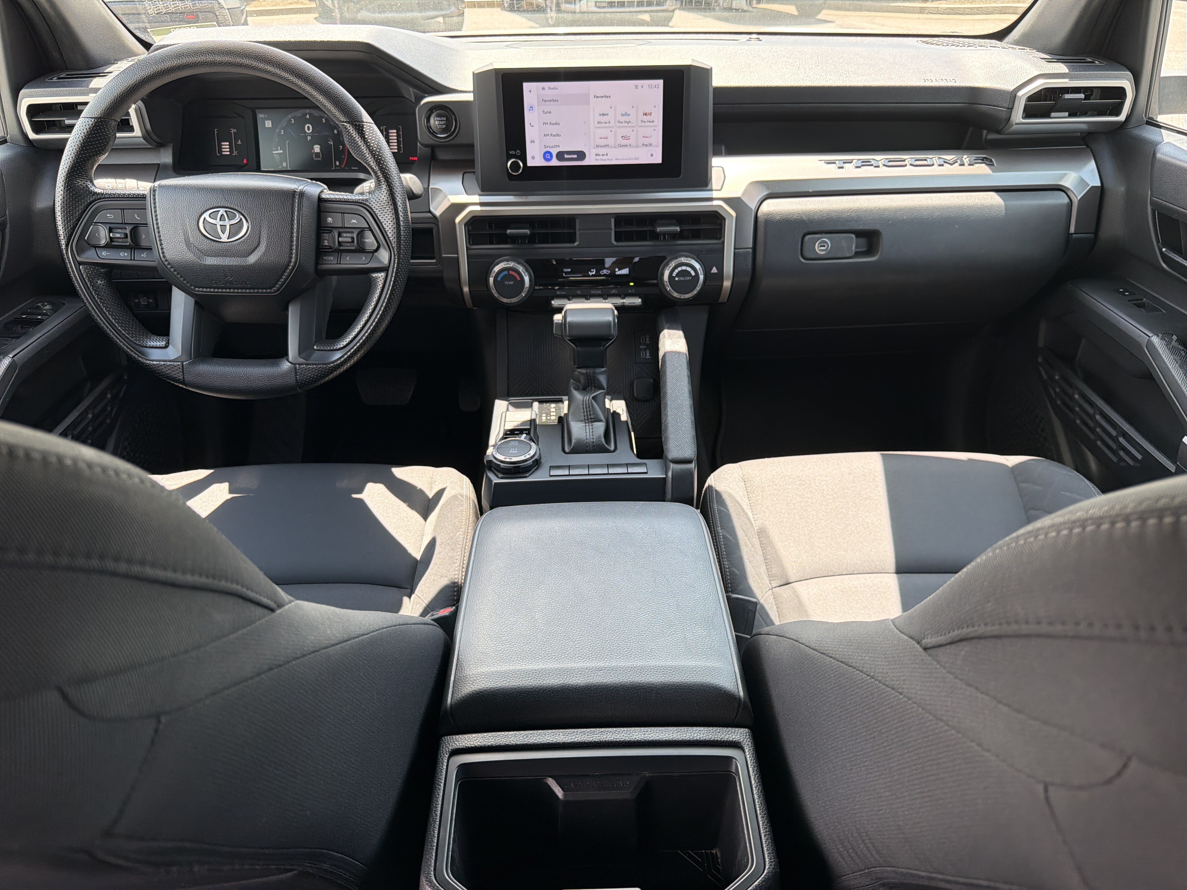 Certified 2024 Toyota Tacoma SR5 AWD/4WD image 4
