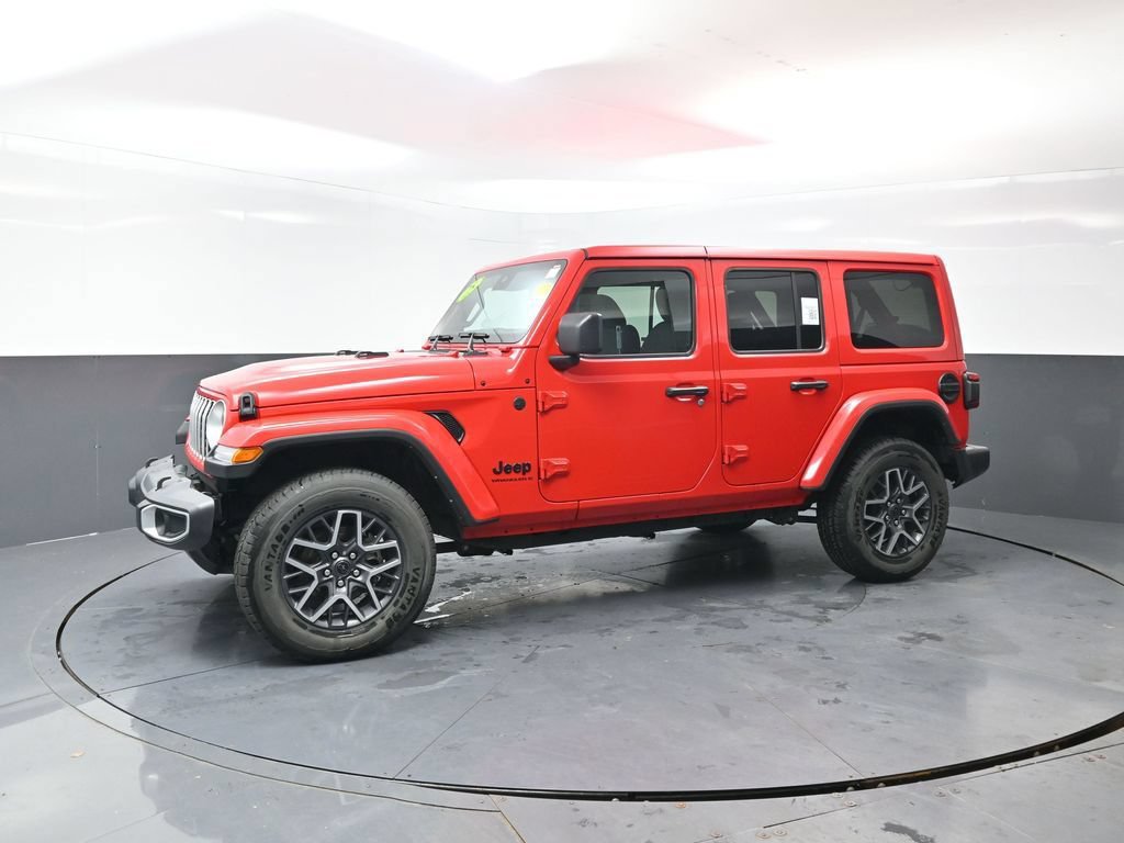Used 2025 Jeep Wrangler Unlimited Sahara AWD/4WD image 9
