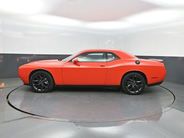 Used 2022 Dodge Challenger SXT w/ Blacktop Package RWD image 2