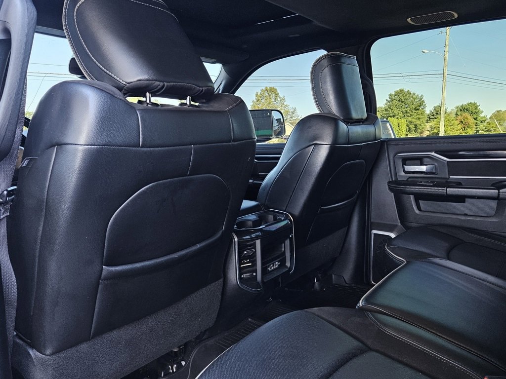 Used 2021 RAM 2500 Laramie w/ Night Edition image 17