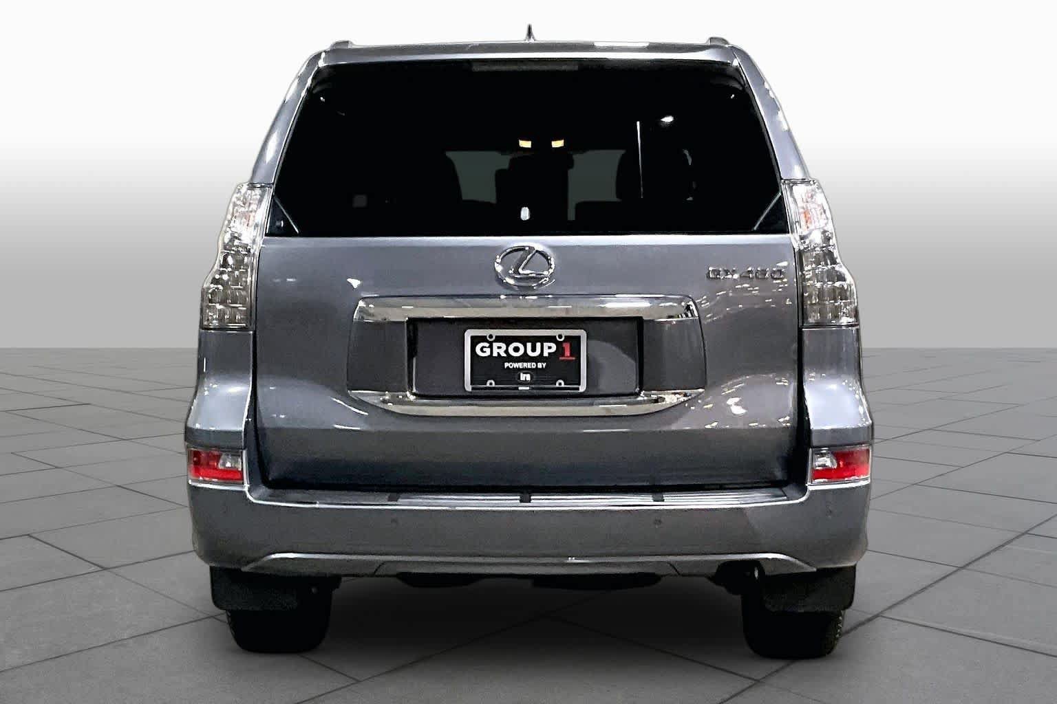 Used 2017 Lexus GX 460 Premium w/ Premium Package AWD/4WD image 5