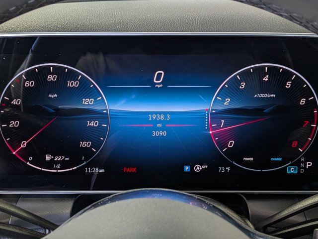 Used 2026 Mercedes-Benz GLC 300 4MATIC image 11