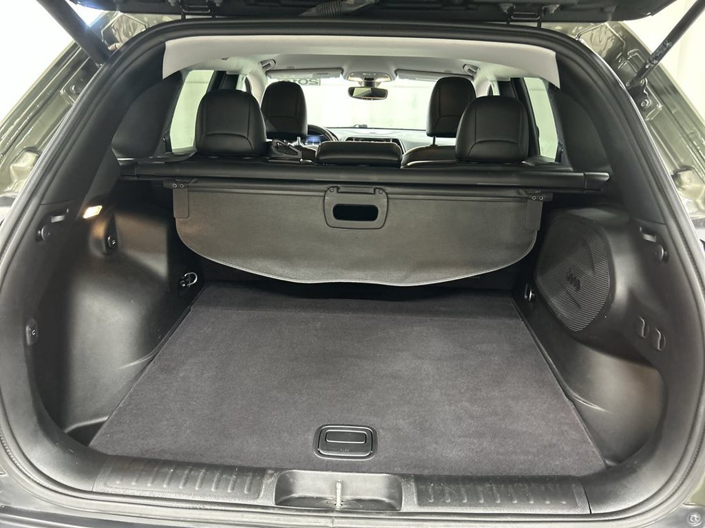 Used 2019 Jeep Cherokee Limited AWD/4WD image 22
