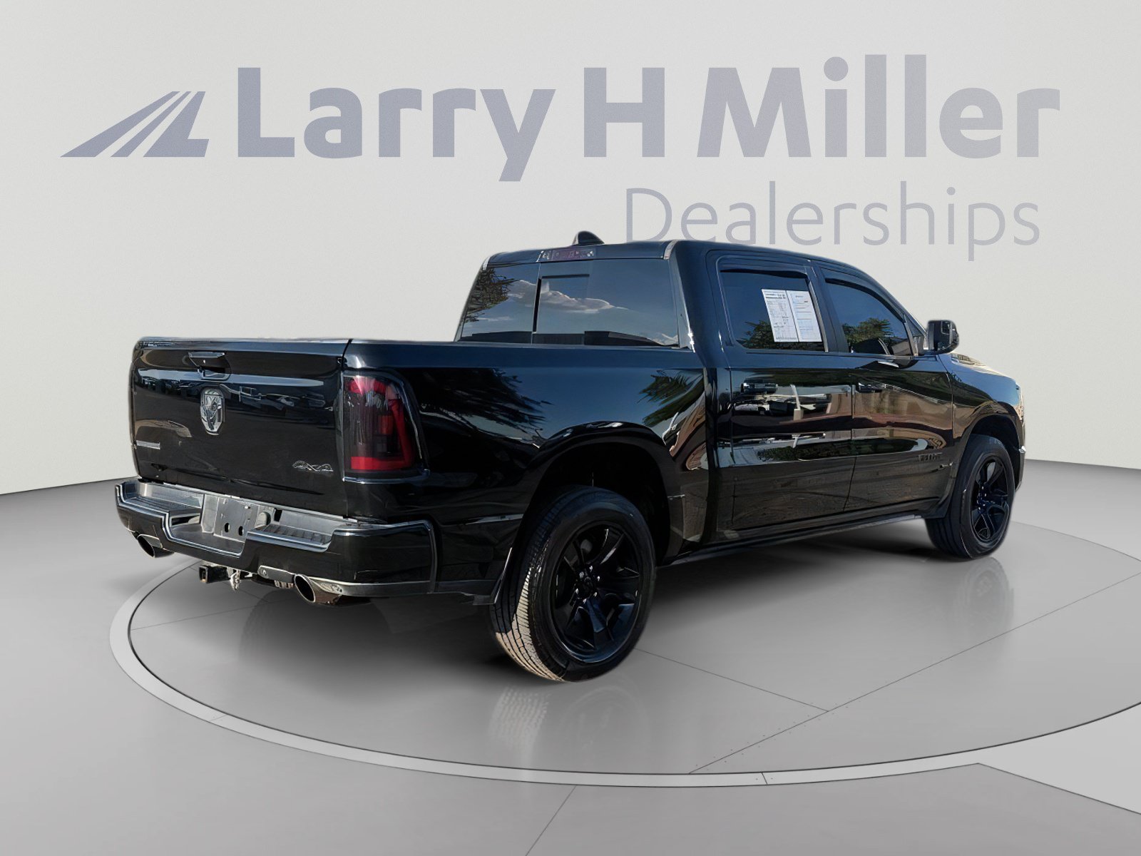 Used 2023 RAM 1500 Big Horn AWD/4WD image 6