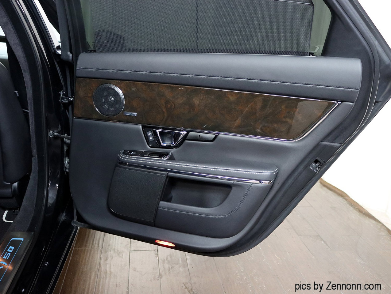 Used 2019 Jaguar XJ L Portfolio image 35