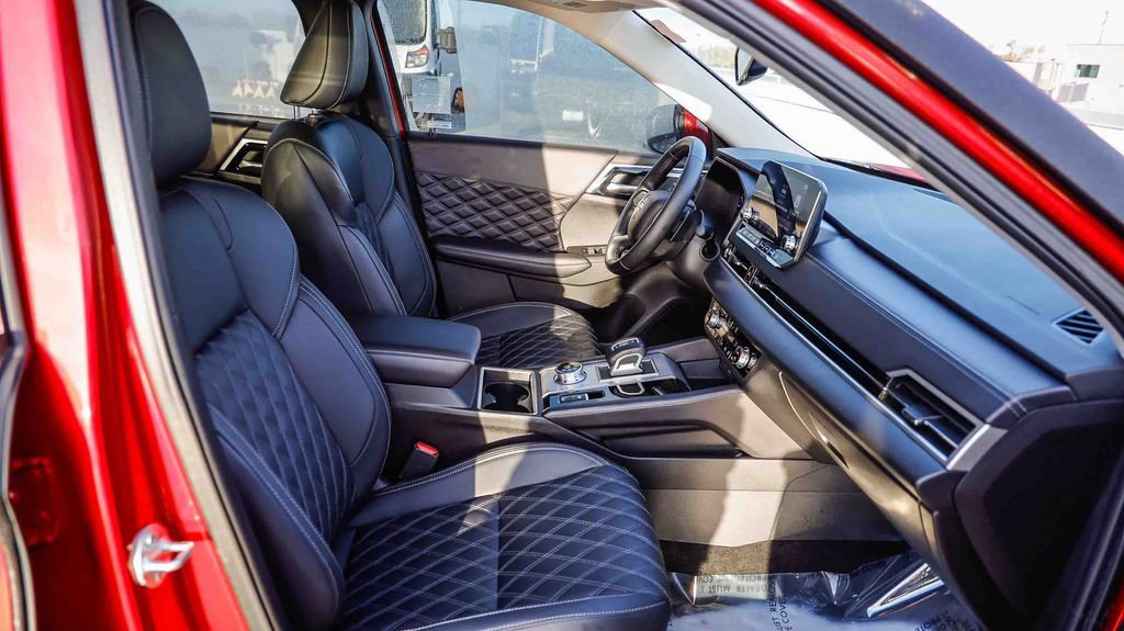 Used 2024 Mitsubishi Outlander SEL image 20