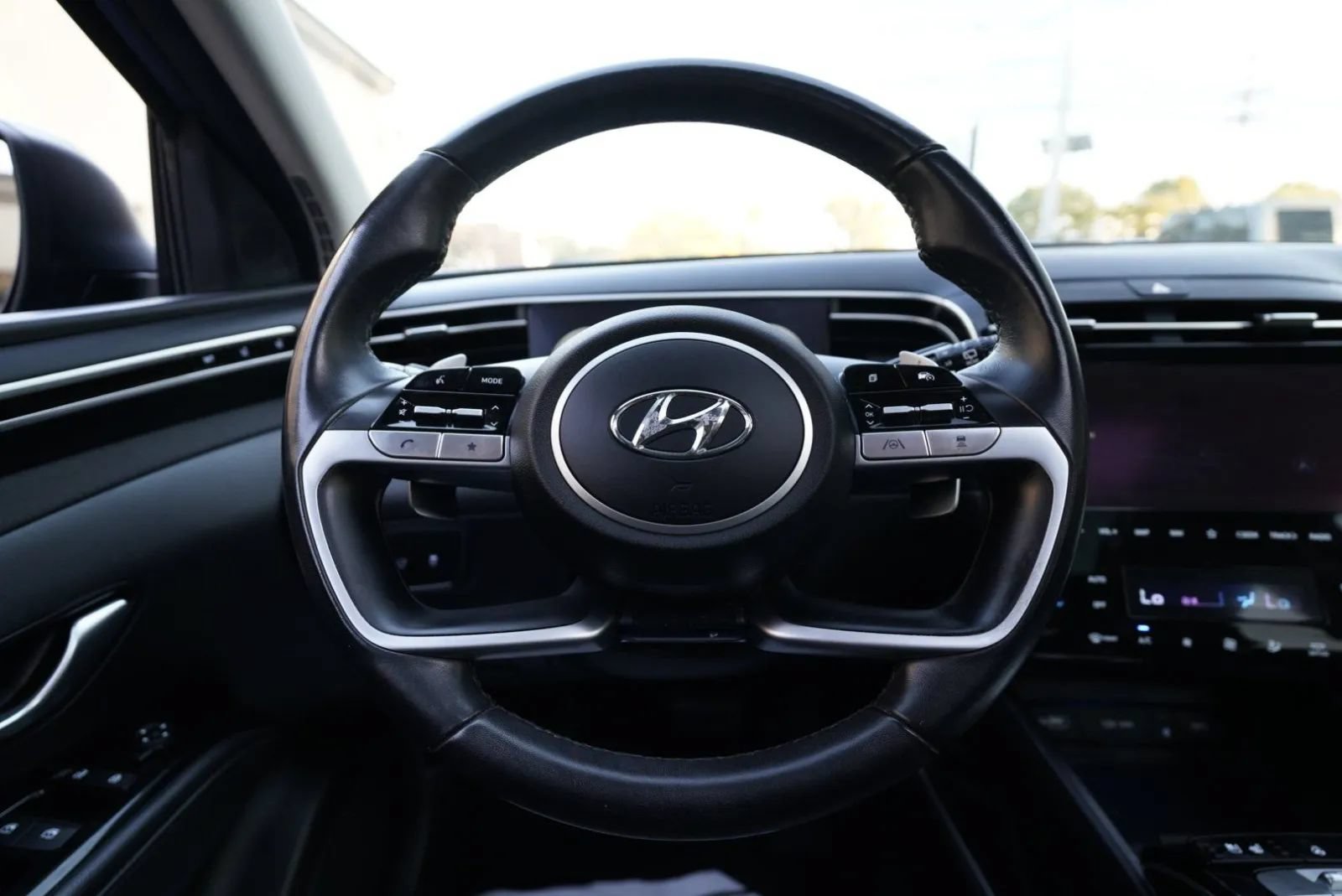 Used 2023 Hyundai Tucson Limited AWD/4WD image 50