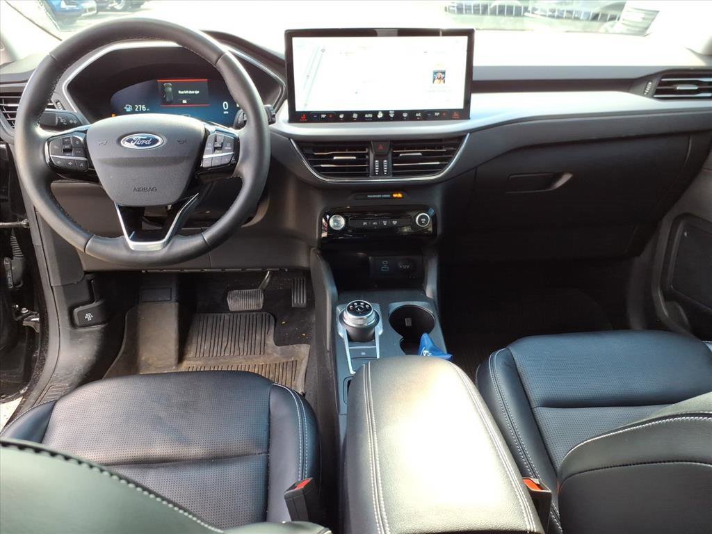 Used 2023 Ford Escape Platinum image 12