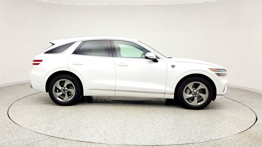 Used 2026 Genesis GV70 2.5T Advanced image 4