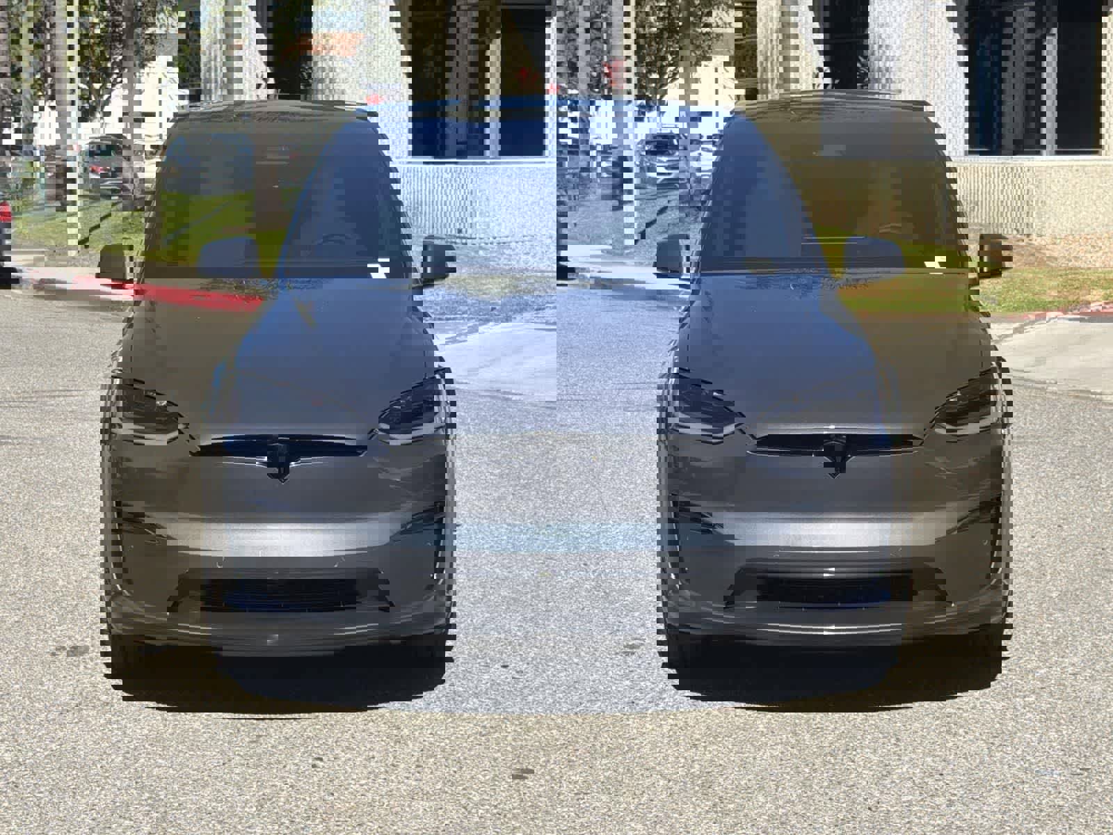 Used 2022 Tesla Model X Plaid image 2