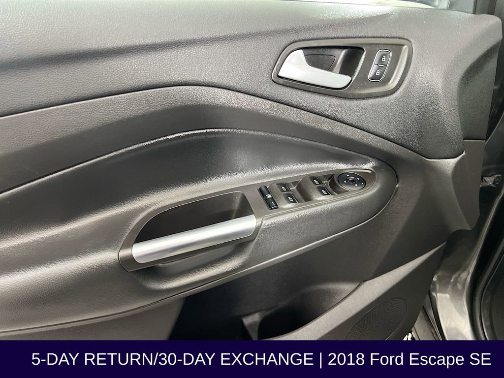 Certified 2018 Ford Escape SE image 22