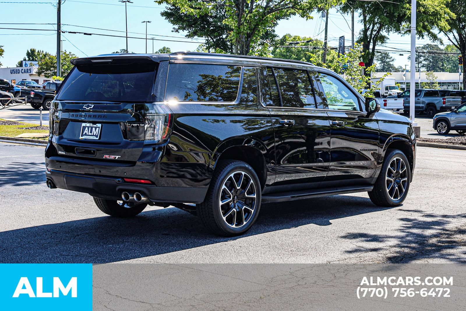 Used 2025 Chevrolet Suburban RST w/ Comfort Package AWD/4WD image 7