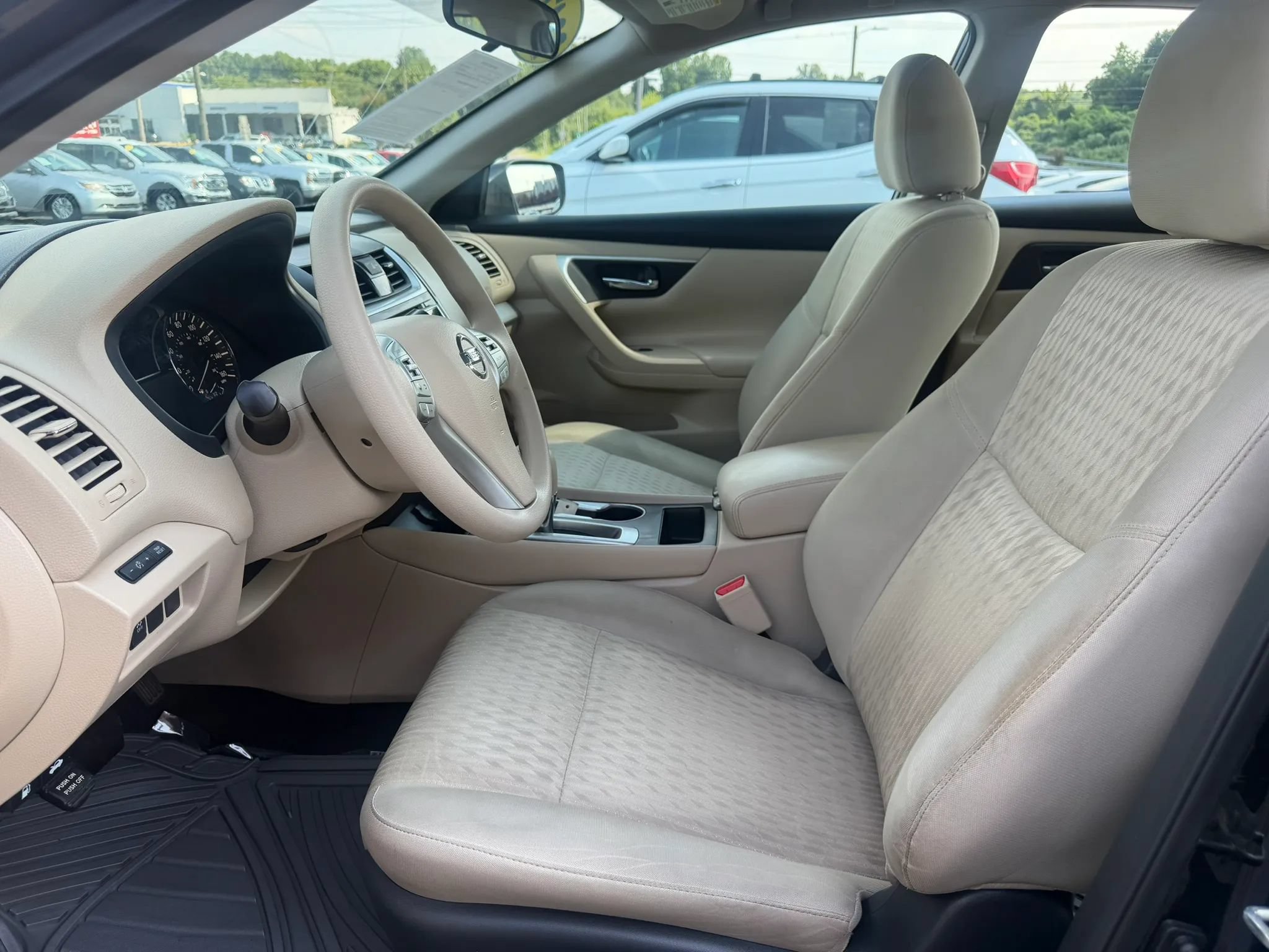 Used 2017 Nissan Altima 2.5 S w/ Power Driver Seat Package FWD image 11