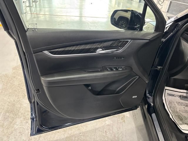 Used 2021 Cadillac XT6 Premium Luxury AWD/4WD image 13