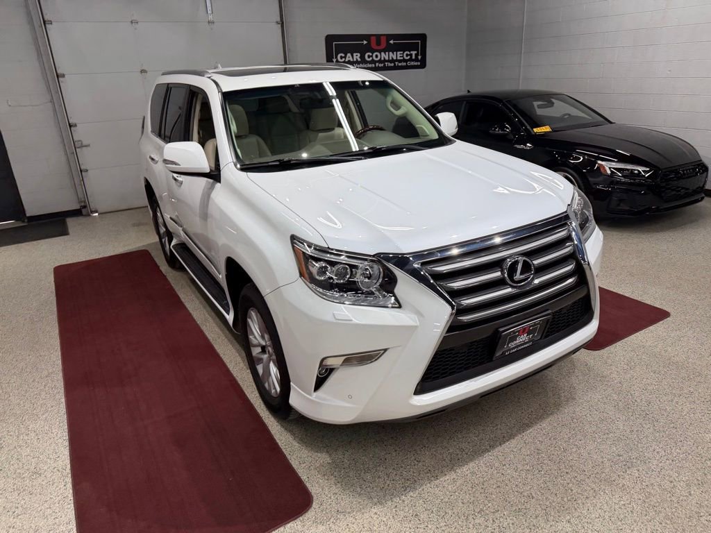 Used 2015 Lexus GX 460 w/ Premium Package image 8