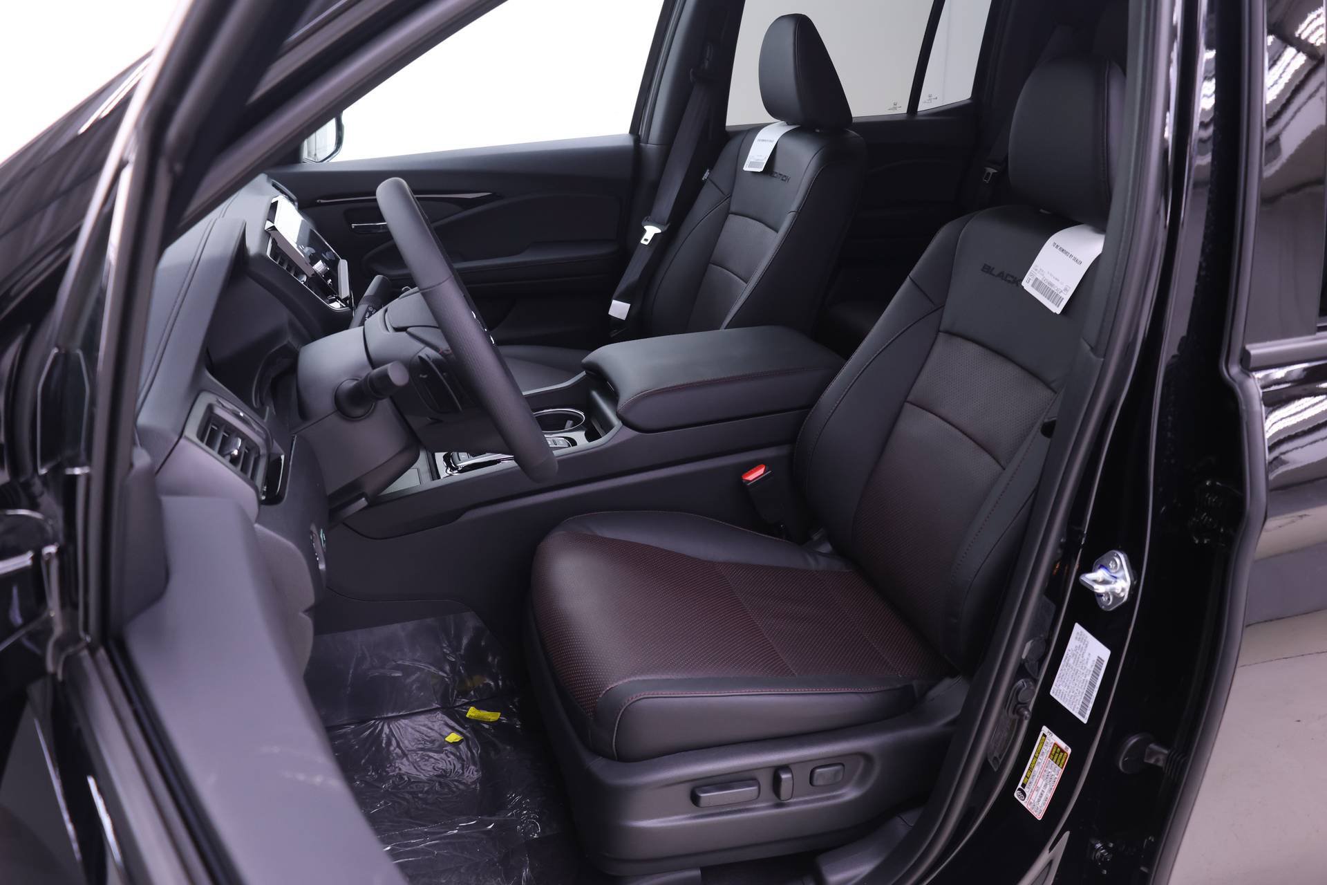 New 2026 Honda Ridgeline Black Edition image 4