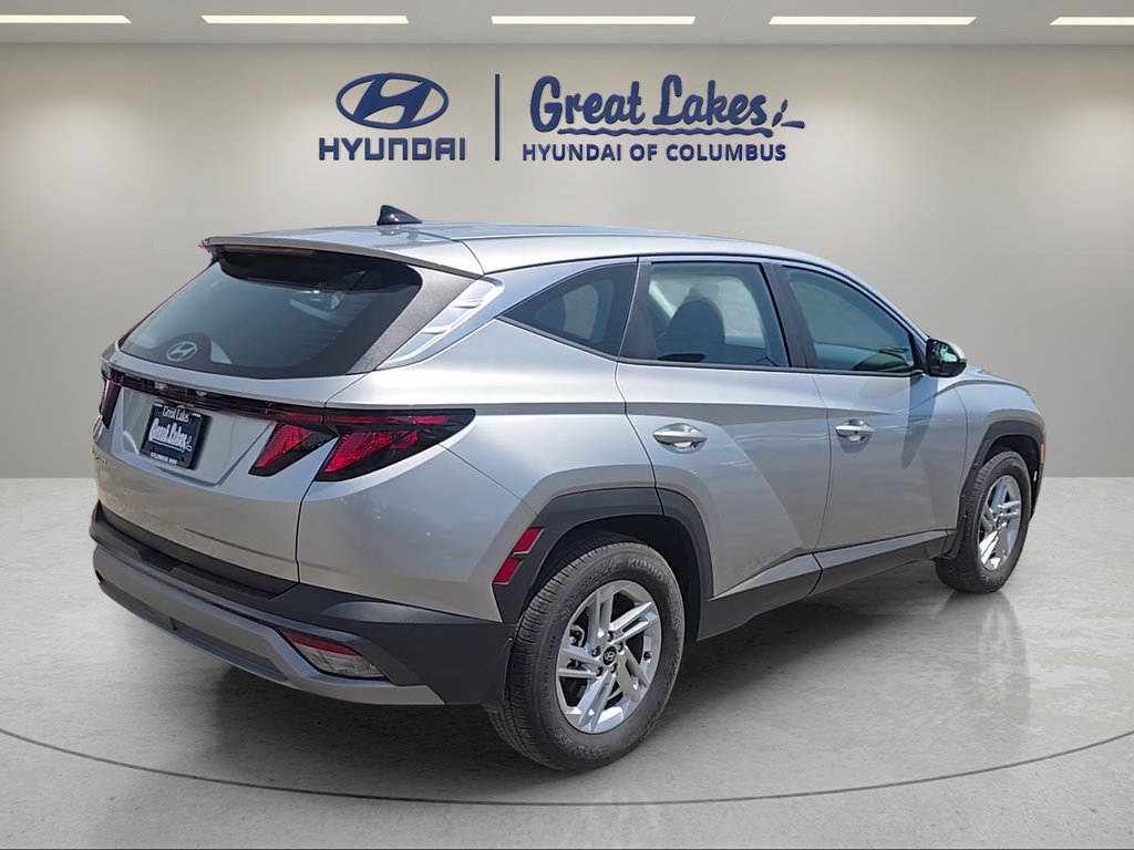 Certified 2025 Hyundai Tucson SE FWD image 5