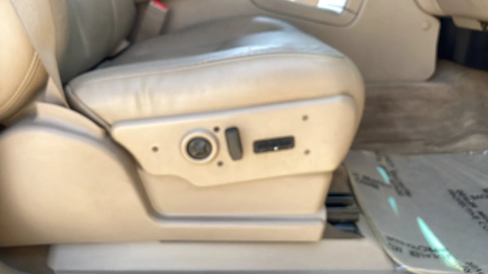 Used 2004 Chevrolet Silverado 2500 LT RWD image 28