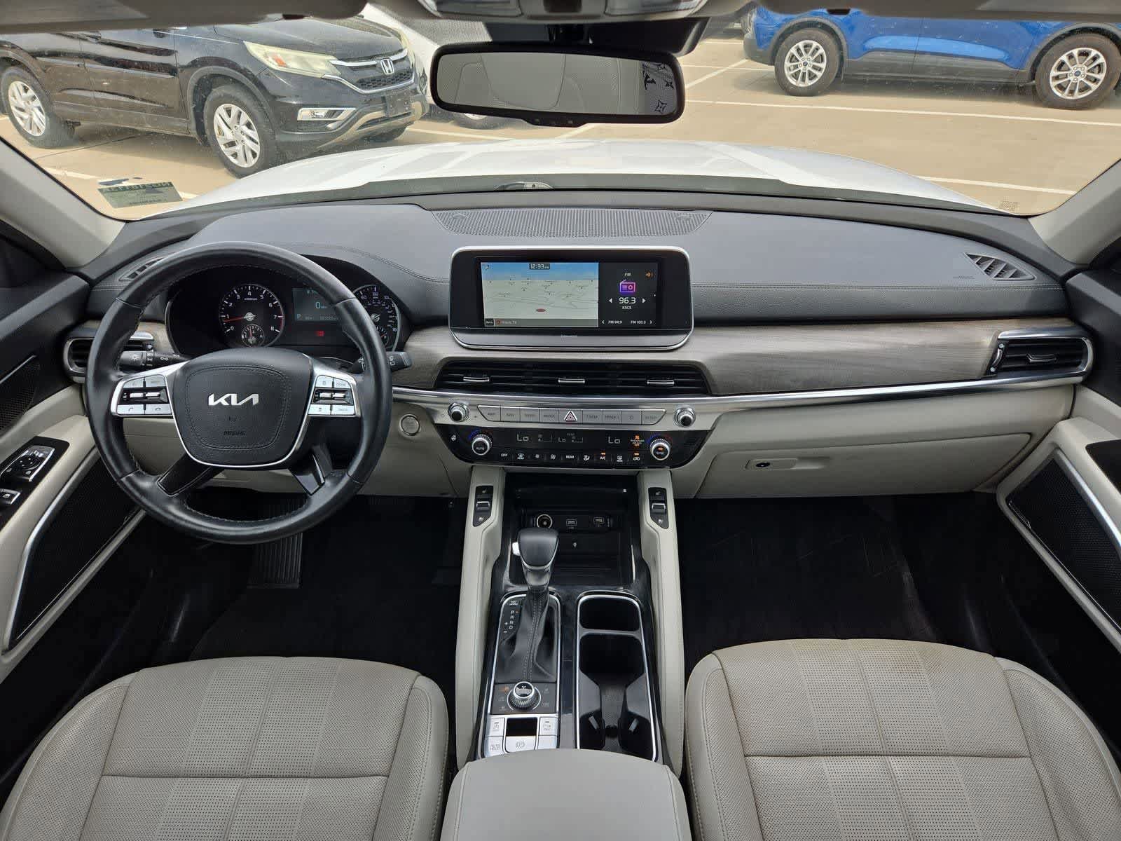 Used 2022 Kia Telluride EX w/ EX Premium Package image 13