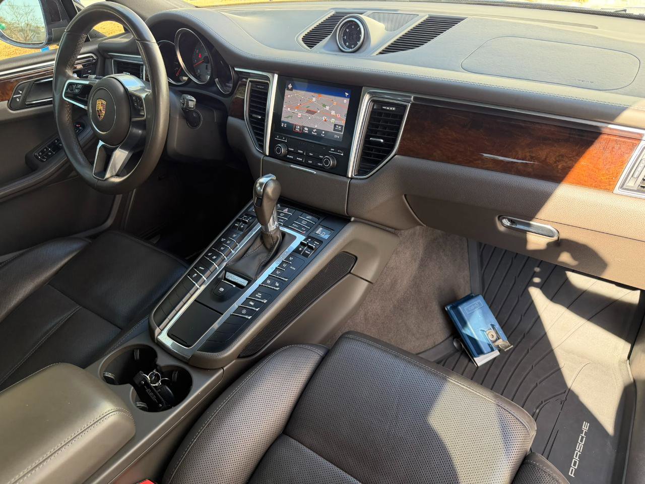 Used 2018 Porsche Macan S image 52