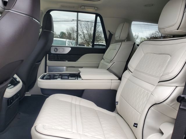 Used 2024 Lincoln Navigator Black Label image 35