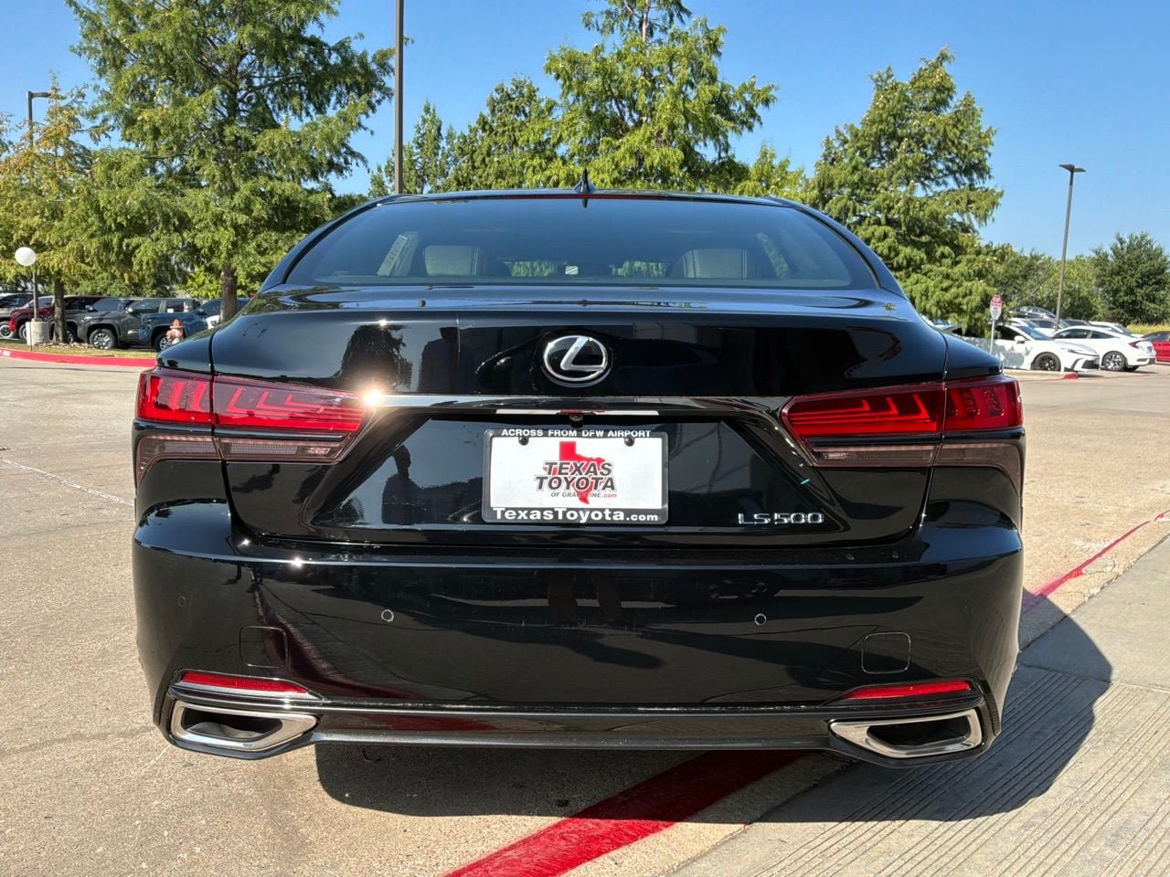 Used 2023 Lexus LS 500 F Sport w/ Cold Weather Package (CK) RWD image 7