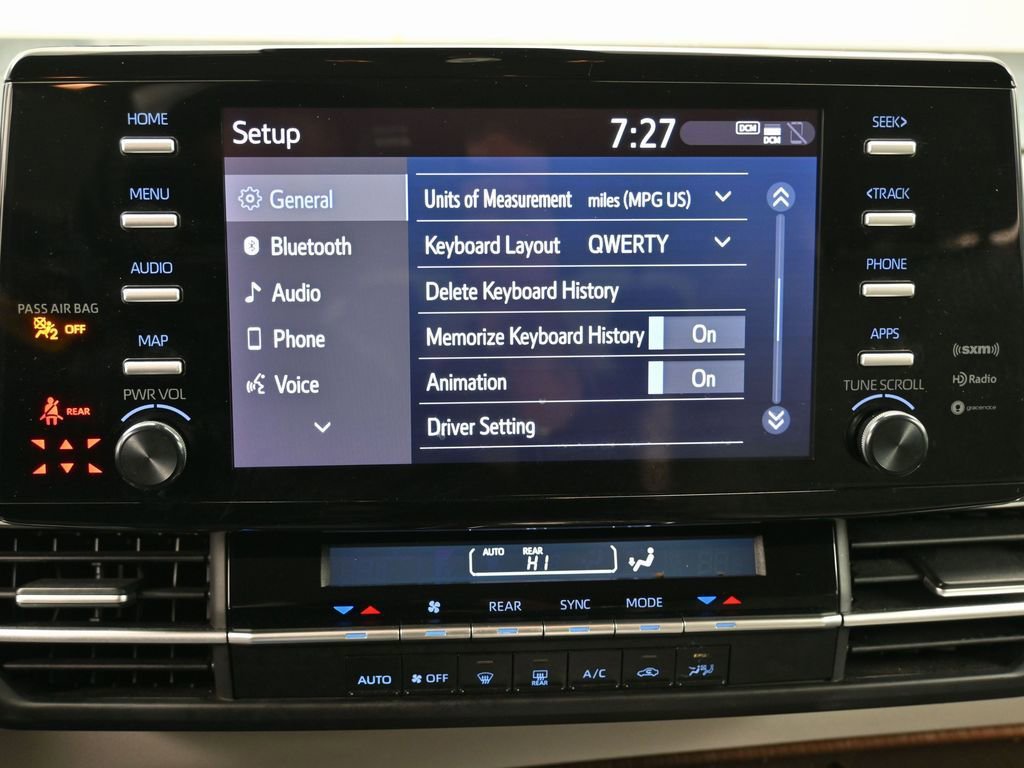 Used 2024 Toyota Sienna LE image 26