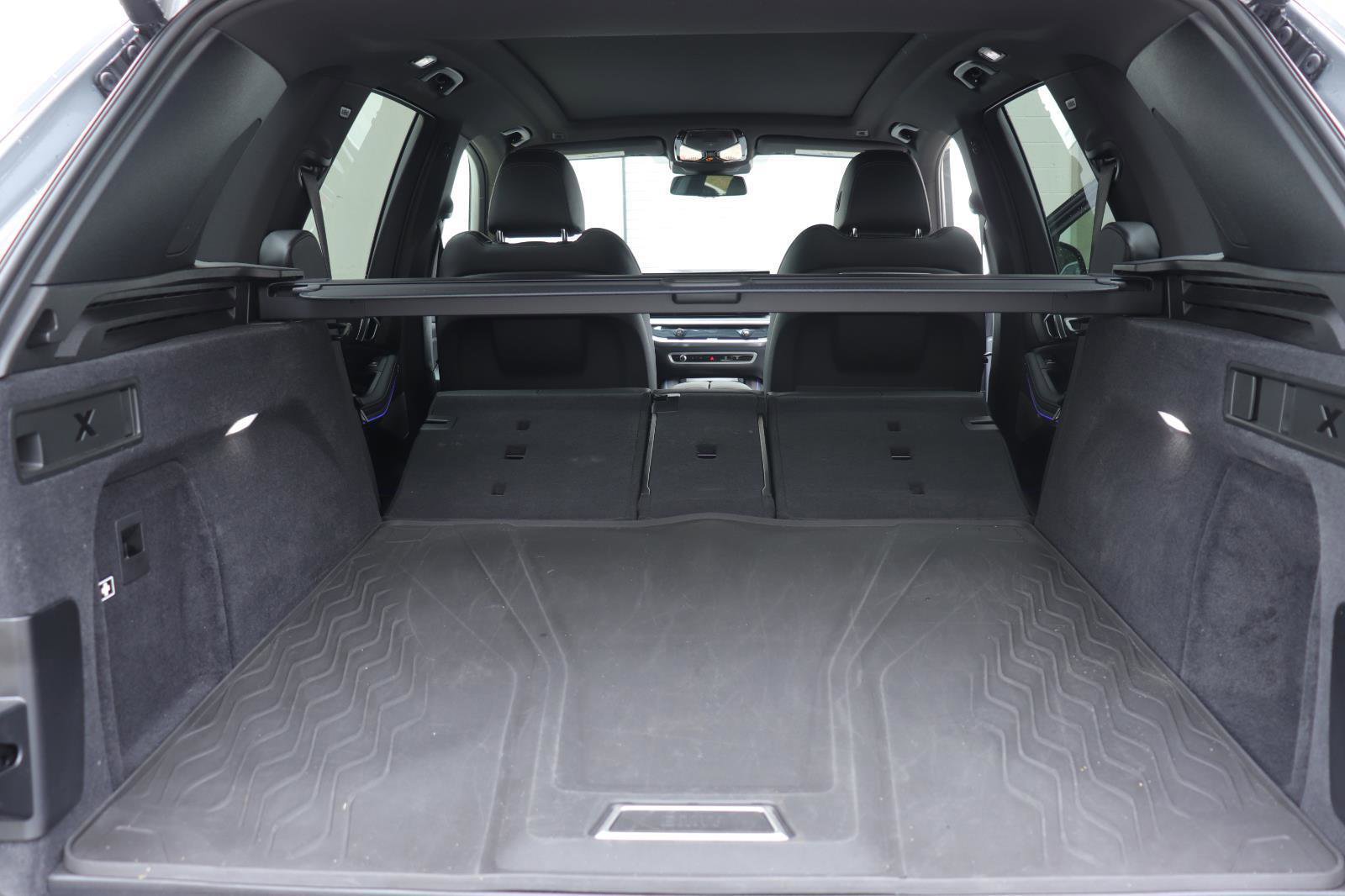 Used 2024 BMW X5 sDrive40i w/ Premium Package image 16