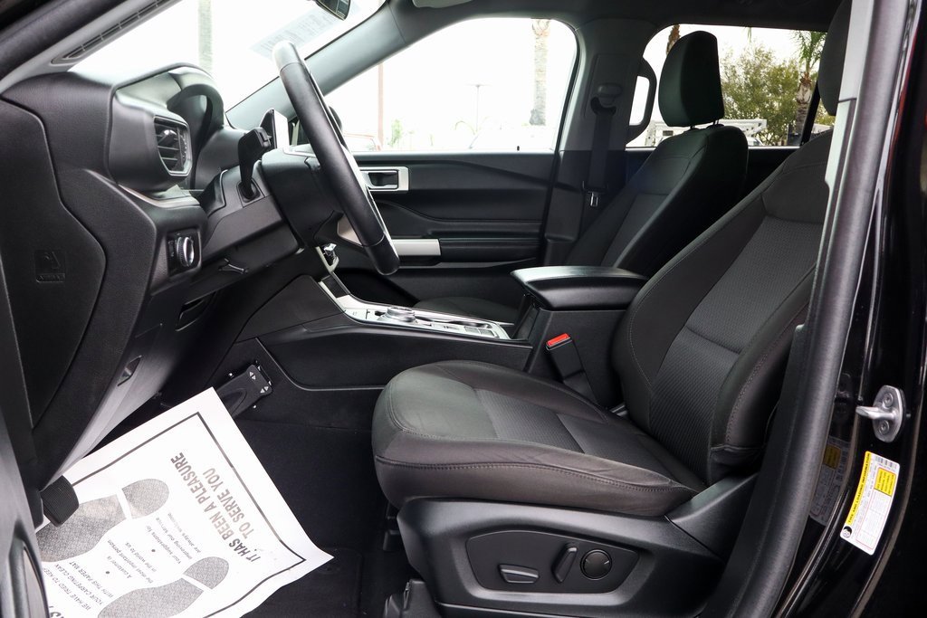 Used 2023 Ford Explorer XLT w/ Class IV Trailer Tow Package image 16