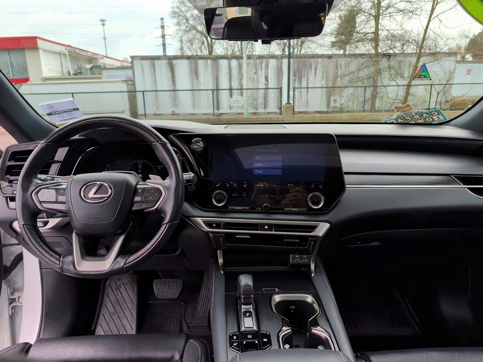 Used 2024 Lexus RX 350 w/ Convenience Package image 11