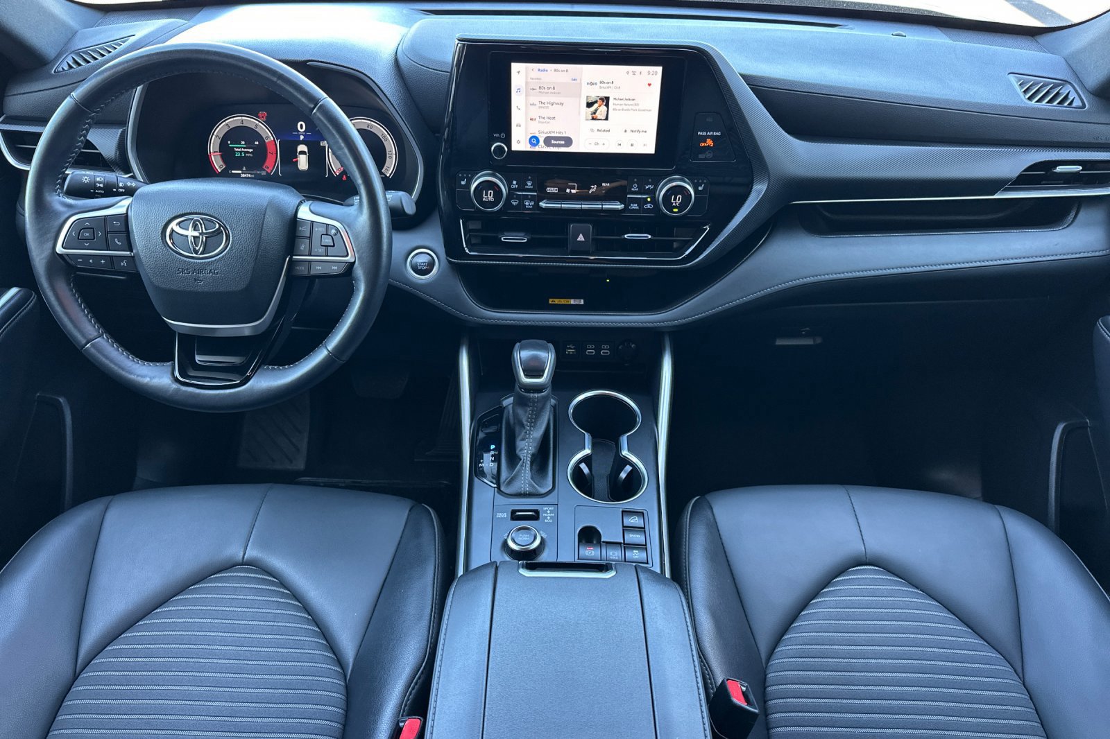 Certified 2025 Toyota Highlander XSE AWD/4WD image 13