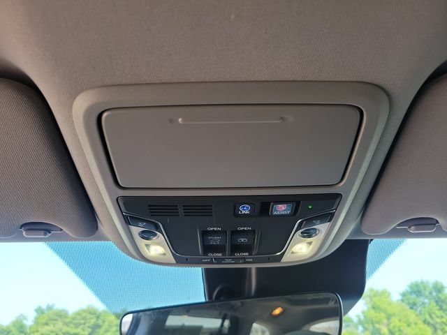 Used 2020 Honda Pilot Elite image 29