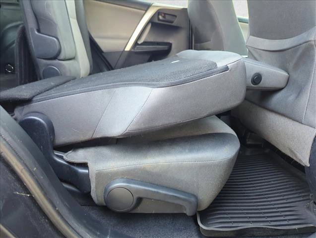 Used 2014 Toyota RAV4 LE FWD image 22
