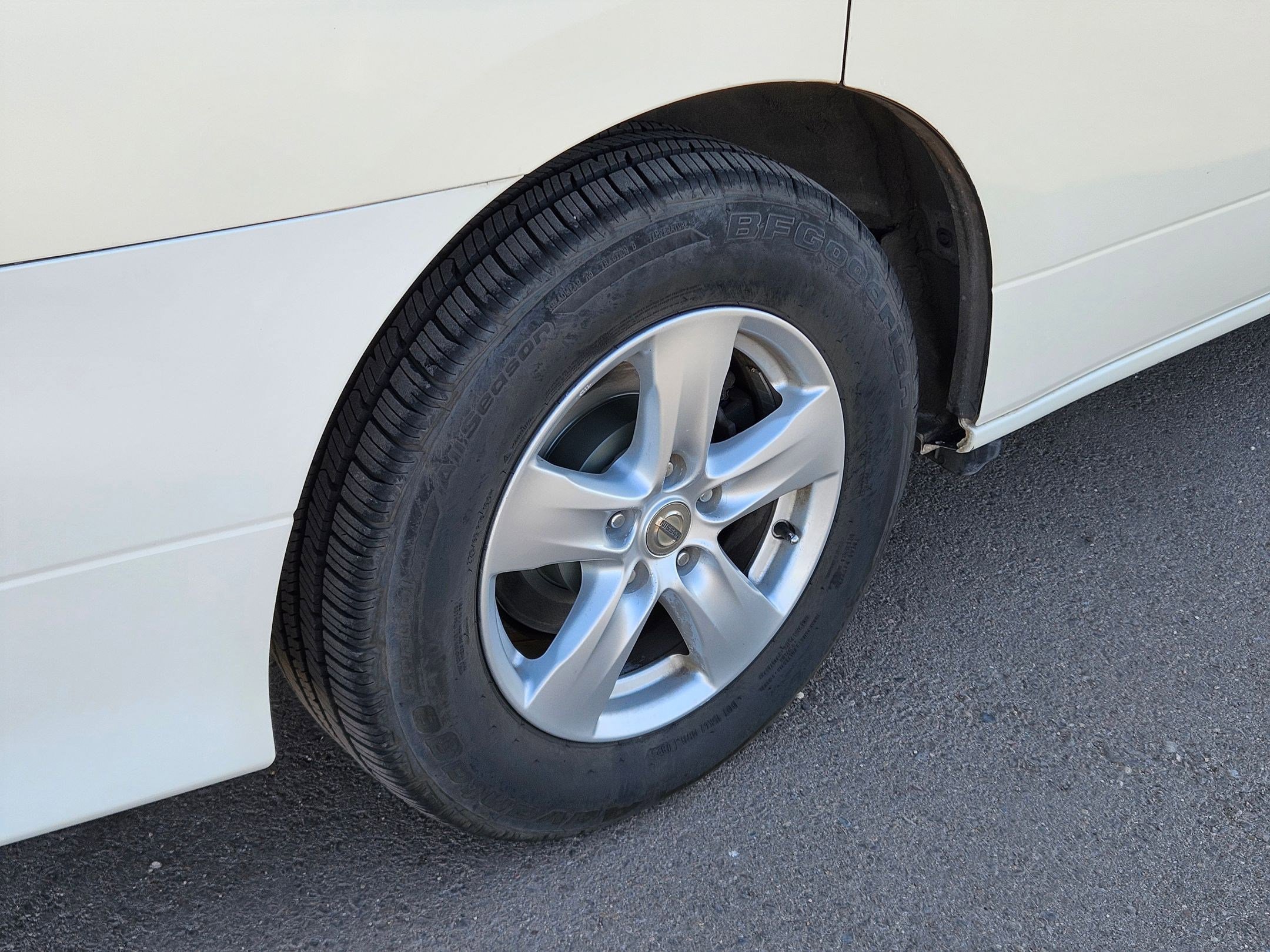 Used 2017 Nissan Quest SV image 13