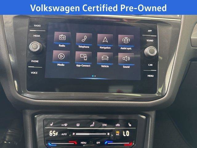 Certified 2024 Volkswagen Tiguan SE w/ Panoramic Sunroof Package AWD/4WD image 20