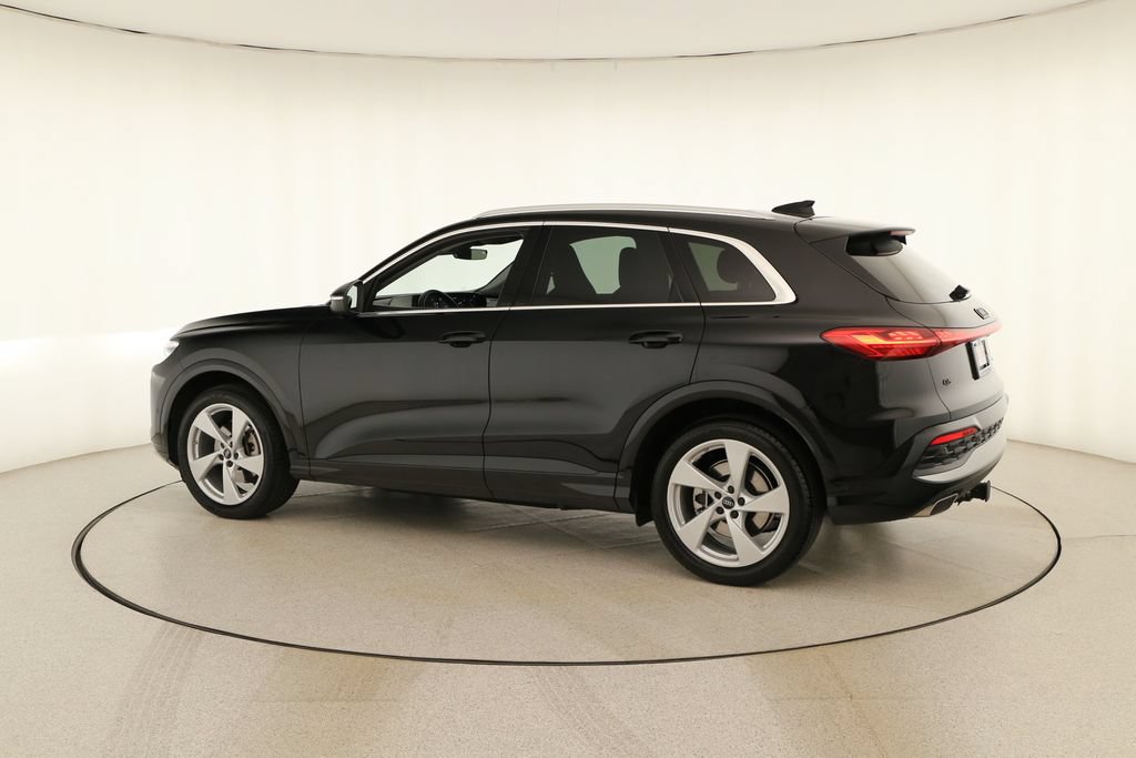 Certified 2025 Audi Q5 Prestige AWD/4WD image 3