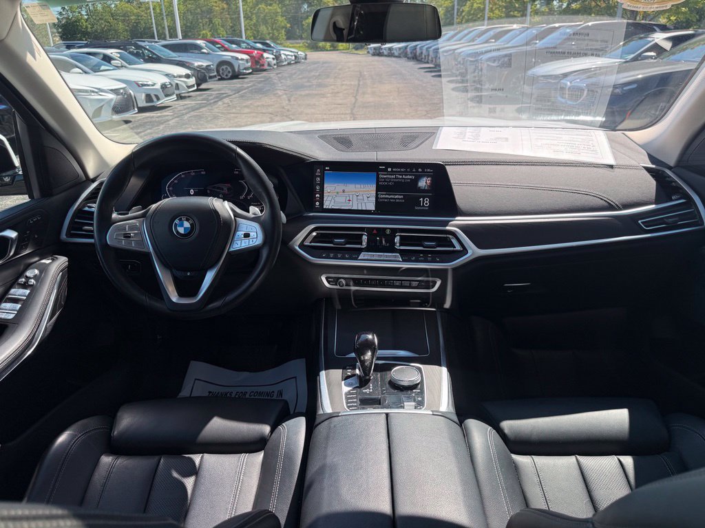 Used 2022 BMW X7 xDrive40i w/ Premium Package AWD/4WD image 15