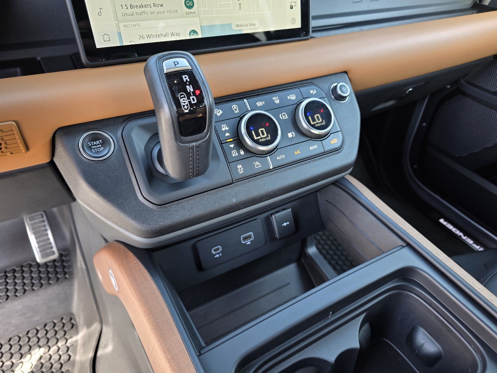 Used 2020 Land Rover Defender 110 X AWD/4WD image 24