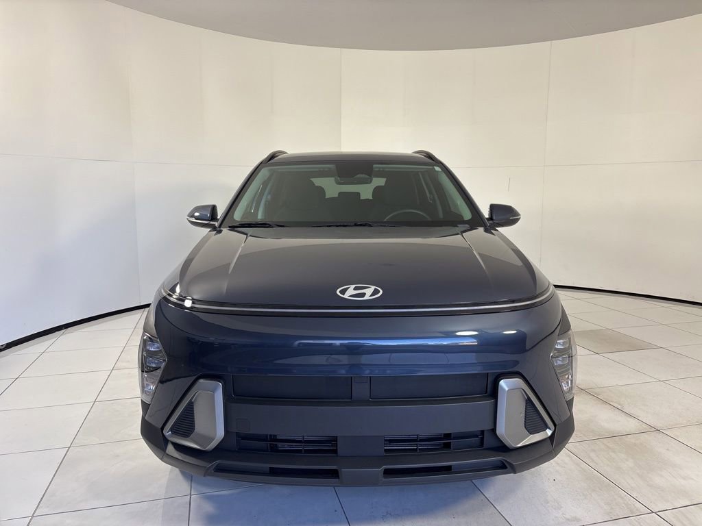 Certified 2025 Hyundai Kona SEL image 8