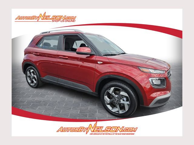 Used 2024 Hyundai Venue SEL FWD image 1