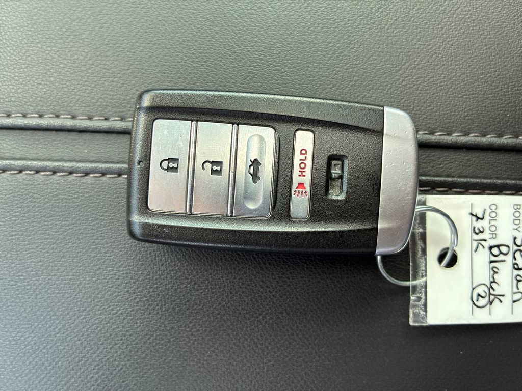 Used 2015 Acura TLX w/ Technology Package FWD image 35