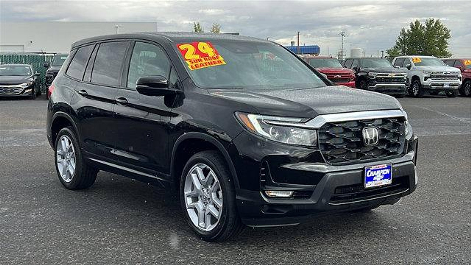 Used 2024 Honda Passport EX-L image 3