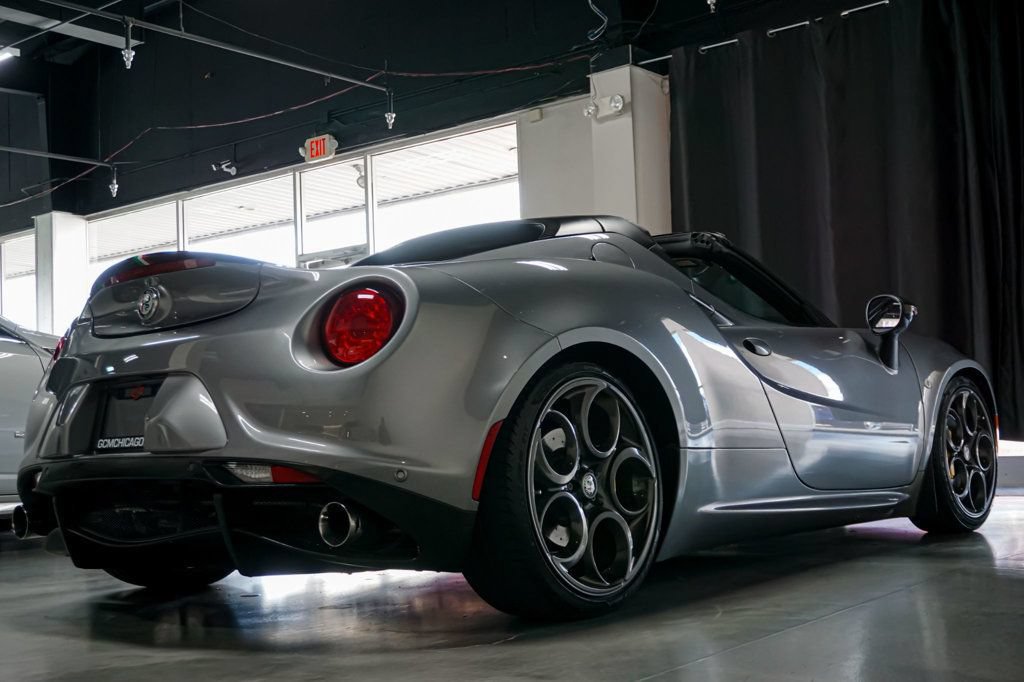 Used 2020 Alfa Romeo 4C Spider w/ Bright Package RWD image 28