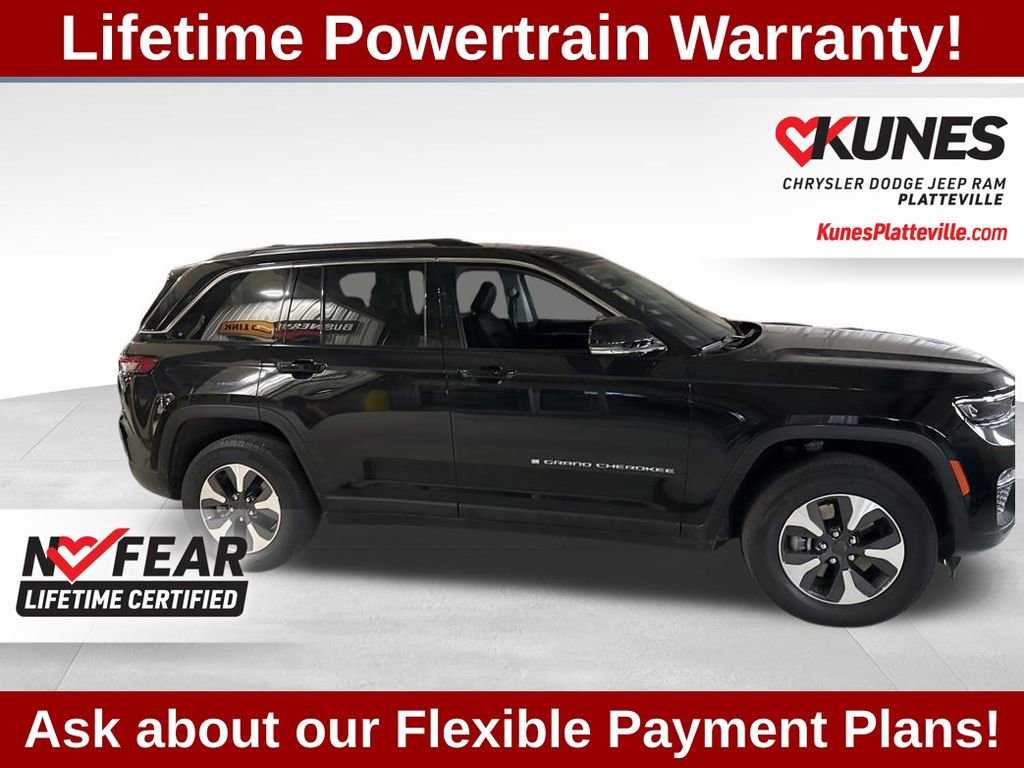 Used 2023 Jeep Grand Cherokee 4WD 4xe image 13