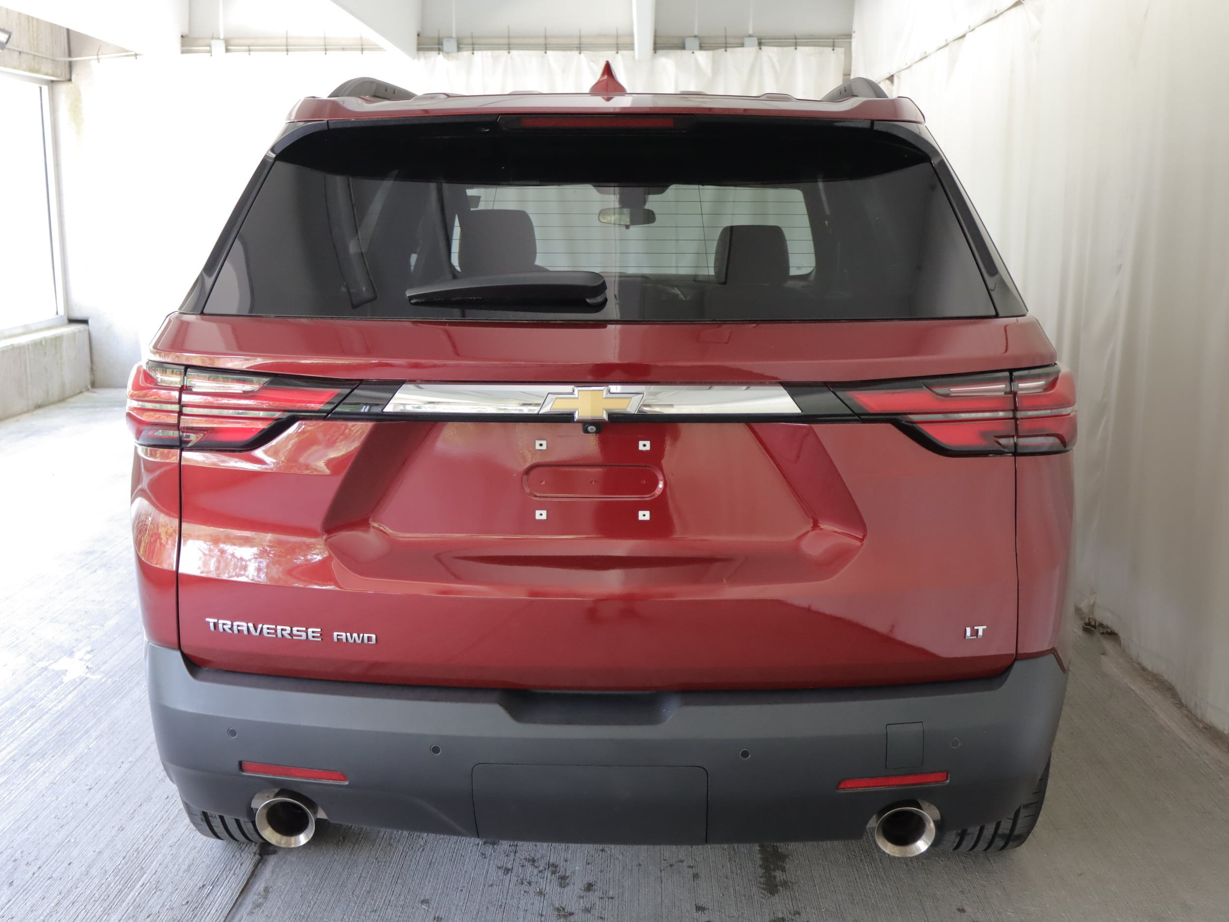 Used 2023 Chevrolet Traverse LT AWD/4WD image 23