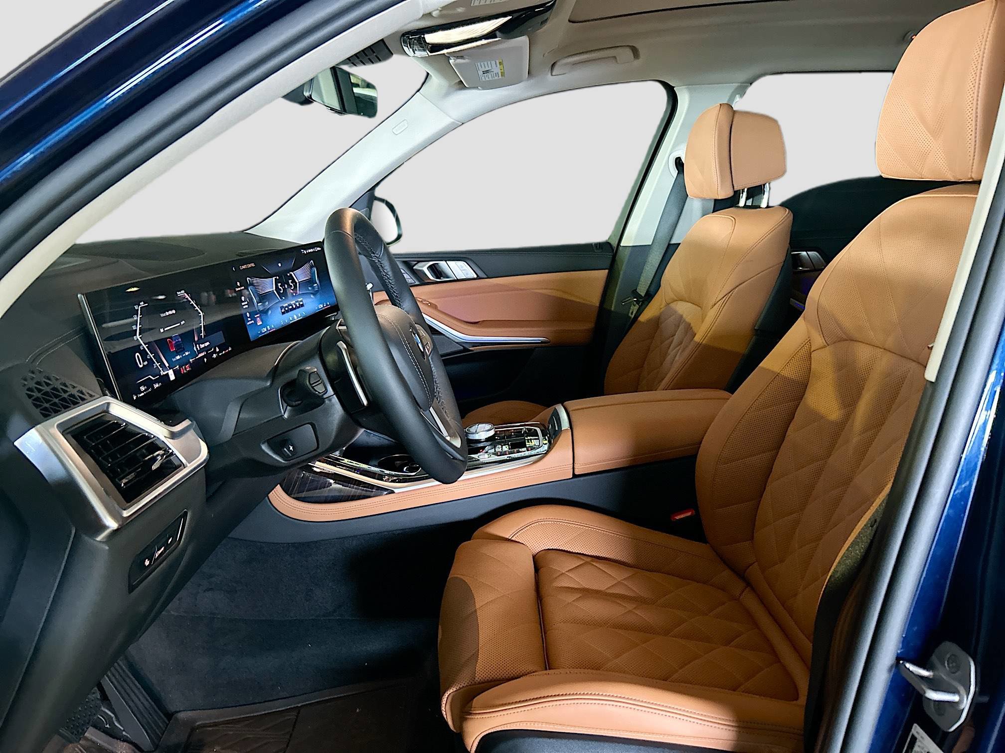 Used 2026 BMW X7 xDrive40i w/ Dynamic Handling Package image 21
