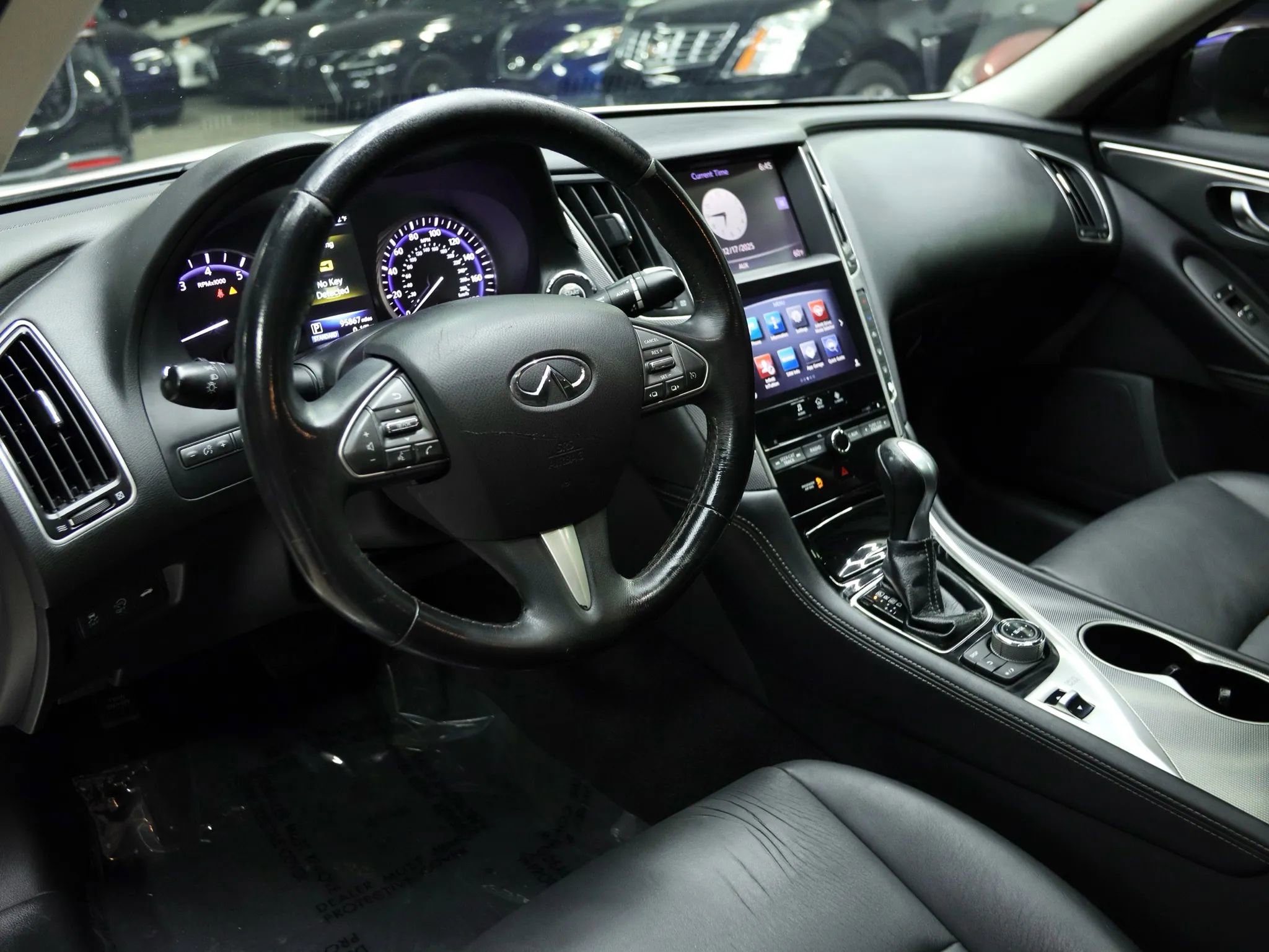 Used 2017 INFINITI Q50 2.0t w/ Moonroof Package RWD image 19