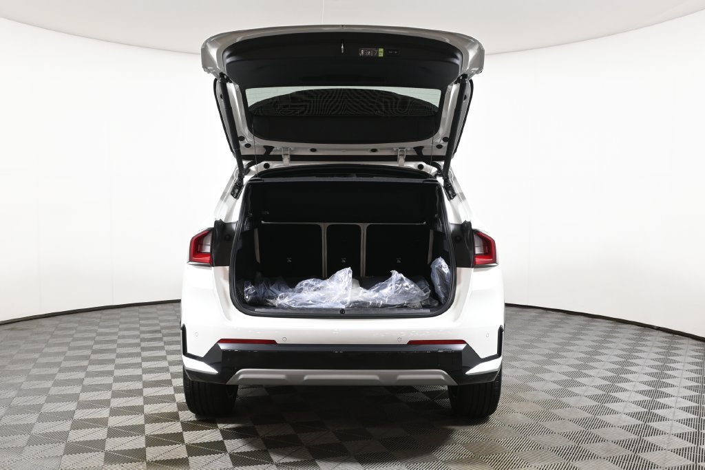 New 2027 BMW X1 xDrive28i AWD/4WD image 31