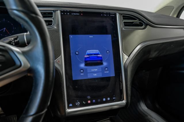 Used 2016 Tesla Model X 90D AWD/4WD image 35